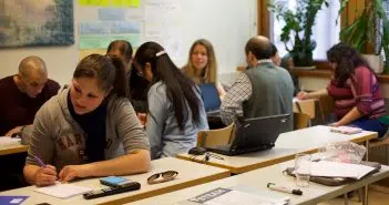 Différence formation initiale et continue