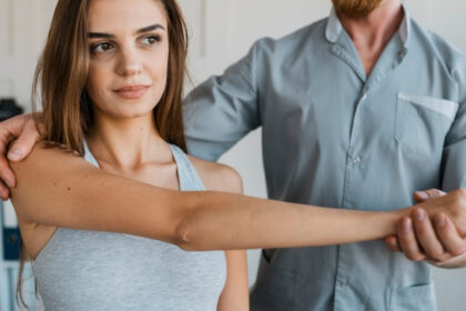 Comment choisir un organisme pour une formation PRAP 2S adaptée au secteur sanitaire et social ?